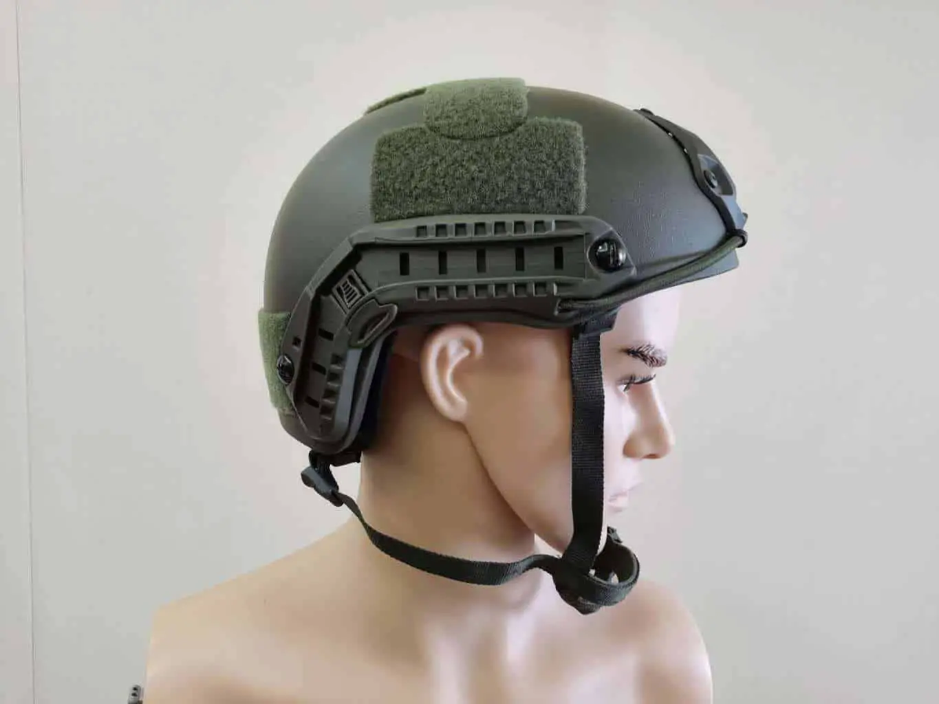 A typical police & military bulletproof helmet